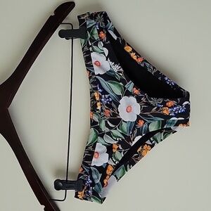 Body Glove Women's Inflorescence Audrey Bikini Bottom- Size L- New!